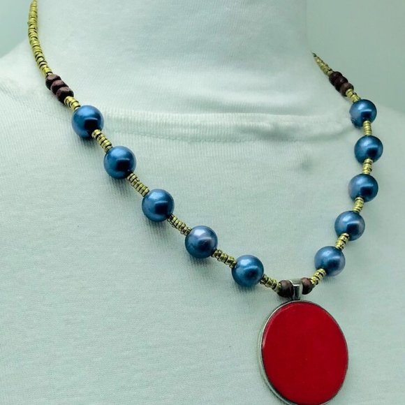 Metal And Wooden Beaded Chain Pendant Necklace, Handmade Light Weight Pendant - Picture 5 of 13